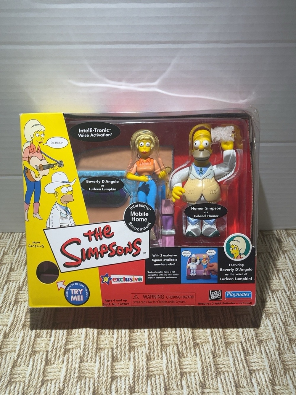 The Simpsons World of Springfield Mobile Home Homer Lurleen TRU Exclusive NIB